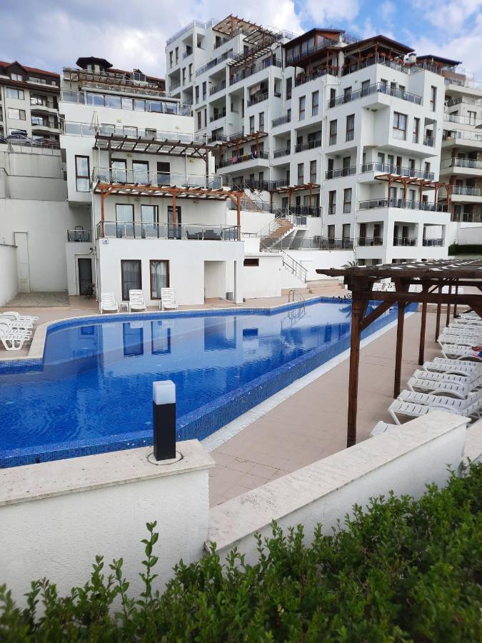Byala Vista Cliff Apartments Dış mekan fotoğraf