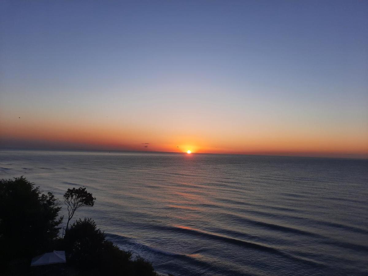 Byala Vista Cliff Apartments Dış mekan fotoğraf
