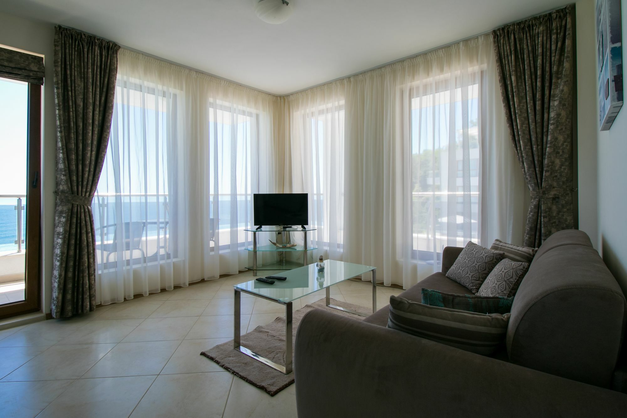 Byala Vista Cliff Apartments Dış mekan fotoğraf